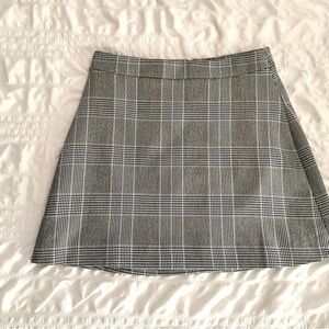 EXPRESS Gray Plaid Women's Skirt